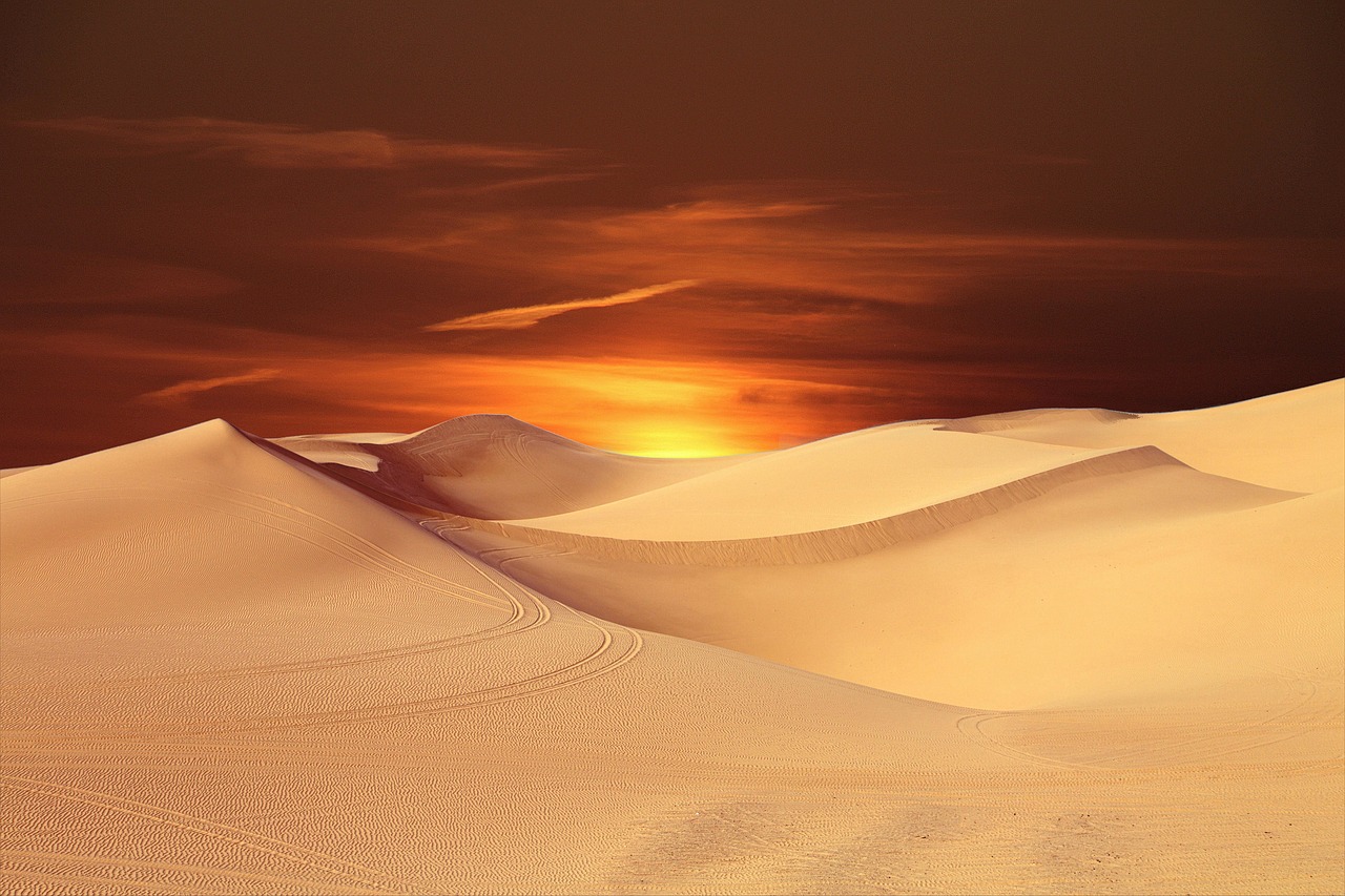 For a golden blanket of sand, make your way to Rauðasandur - Rauðisandur | Secret World Trip Planner