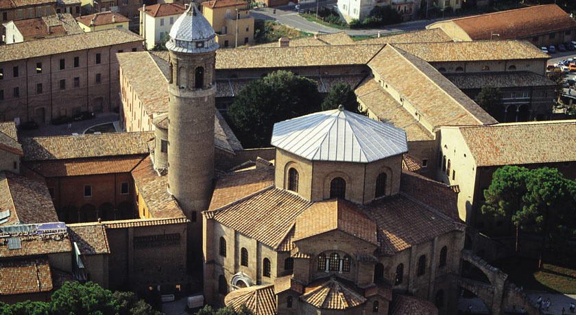 サン・ヴィターレ聖堂（Basilica of San Vitale - Ravenna | Secret World Trip Planner