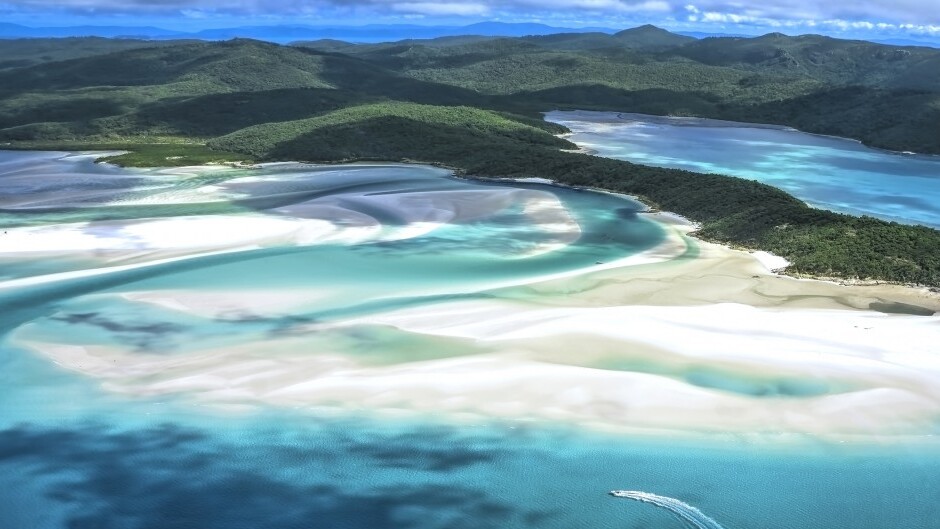 Whitehaven Beach, una spiaggia incontaminata sull'isola di Whitsunday - Whitsundays | Secret World Trip Planner