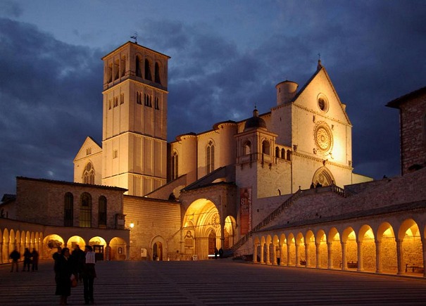 Гэгээн Франсис нь Basilica - Assisi | Secret World Trip Planner
