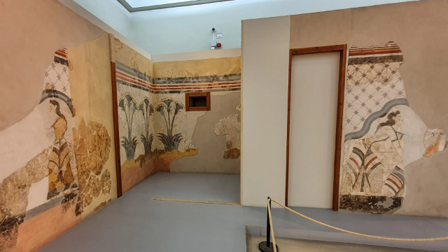 Muzeul de preistorie Thera - Fira | Secret World Trip Planner