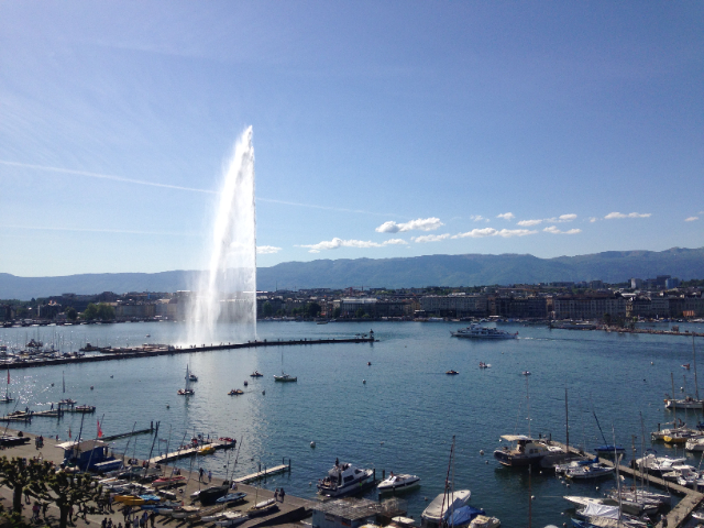 Jet d'Eau chemchemi kuu ya Geneva - Genève | Secret World Trip Planner