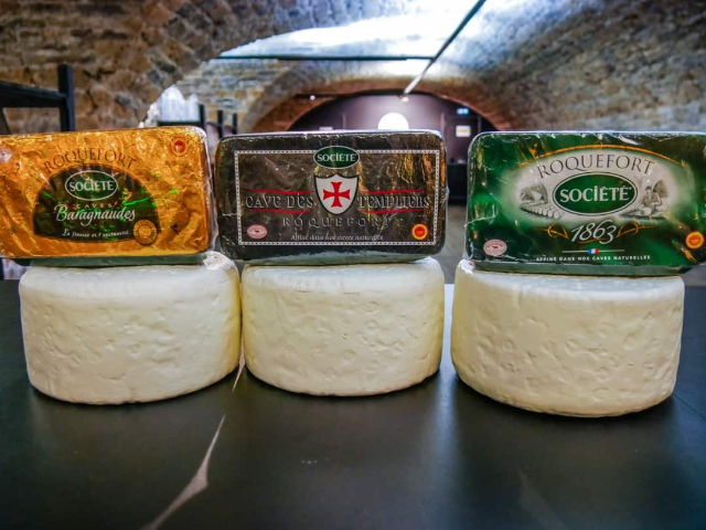 ostgrottorna i Roquefort - Roquefort-sur-Soulzon | Secret World Trip Planner