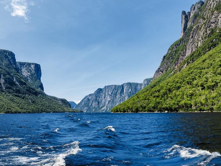 Western Brook Pond - Terranova e Labrador | Secret World Trip Planner