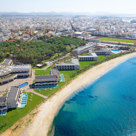 1758632700171874157268d29afccae75 - 全球最大的旅行指南